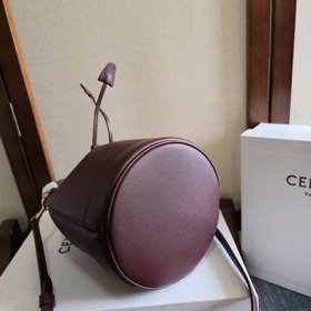 Новинка в продаже  Популярная сумка-в