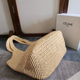Одежда в стиле «отпуск» от CELINE： пле