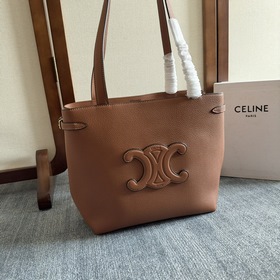 Новая модель сумки-тоут от CELINE — CA