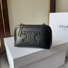 Новинка от CELIN： ретро-сумочка «TRIOM