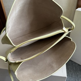 Сумка TRIO FLAP — мини-сумка, в котору