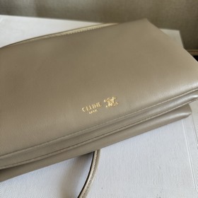 Сумка TRIO FLAP — мини-сумка, в котору