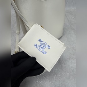 Новинка в продаже  Новая сумка HOBO с