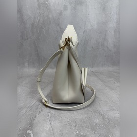 Новинка в продаже  Новая сумка HOBO с
