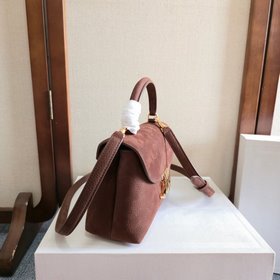 Новинка в продаже： сумка CE «Триумфаль