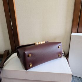 Новинка в продаже： сумка CE «Триумфаль