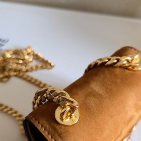 CELINE 2026 с цепочкой и золотой застё