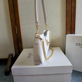 Новинка в продаже  CE CAMILLE  В по