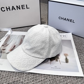 [CHANEL] Новая стильная бейсболка в ст