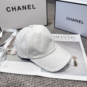 [CHANEL] Новая стильная бейсболка в ст