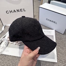 [CHANEL] Новая стильная бейсболка в ст