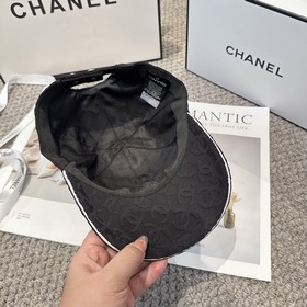 [CHANEL] Новая стильная бейсболка в ст