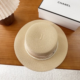 Новая плоская соломенная шляпа CHANEL