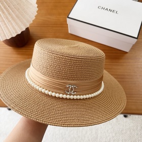 Новая плоская соломенная шляпа CHANEL