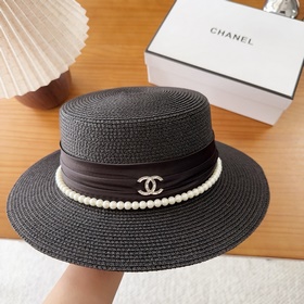 Новая плоская соломенная шляпа CHANEL
