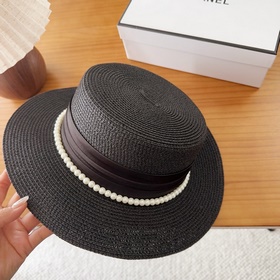 Новая плоская соломенная шляпа CHANEL