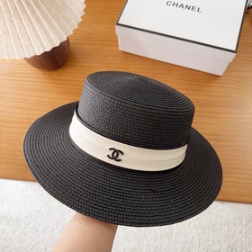 Новая плоская соломенная шляпа CHANEL