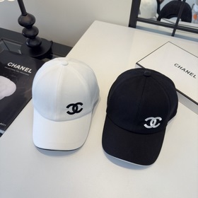 Новая бейсболка от Chanel — эксклюзивн