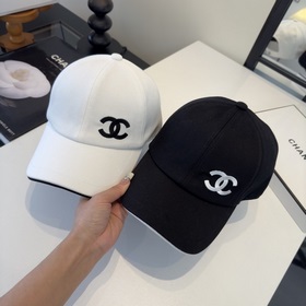 Новая бейсболка от Chanel — эксклюзивн