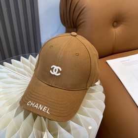 [CHANEL] Новая модель бейсболки с лако