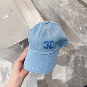 Новая бейсболка от Chanel CHANEL： клас