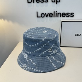Рыбацкая кепка CHANEL — классическая л