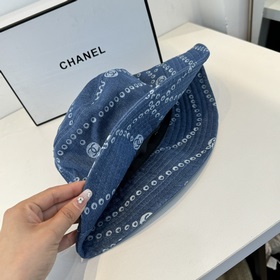 Рыбацкая кепка CHANEL — классическая л