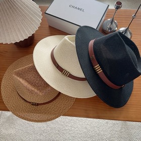 Новая плоская соломенная шляпа CHANEL