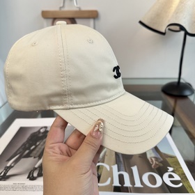 [CHANEL] Новая стильная бейсболка в с