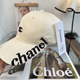 [CHANEL] Новая стильная бейсболка в с