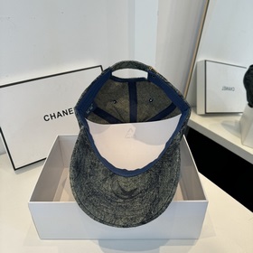 Новая бейсболка от Chanel CHANEL： клас
