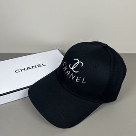 CHANEL： на официальном сайте представл
