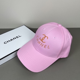 CHANEL： на официальном сайте представл