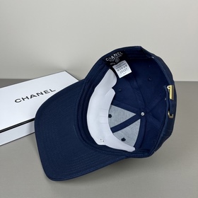 CHANEL： на официальном сайте представл