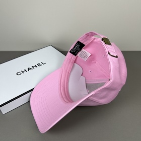 CHANEL： на официальном сайте представл