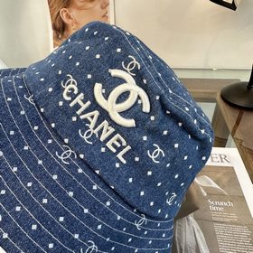 [CHANEL] Новая элегантная изящная рыб