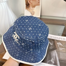 [CHANEL] Новая элегантная изящная рыб