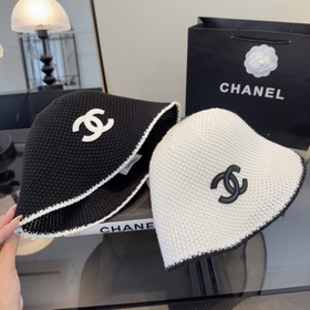 Новая модель рыбацкой кепки от Chanel