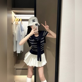 Новая модель рыбацкой кепки от Chanel