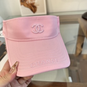 CHANEL： женская летняя модная шляпа с