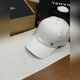 Новая бейсболка Chanel 26 c буквально 