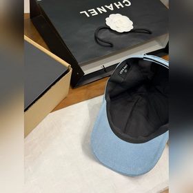 Новая бейсболка Chanel 26 c буквально 