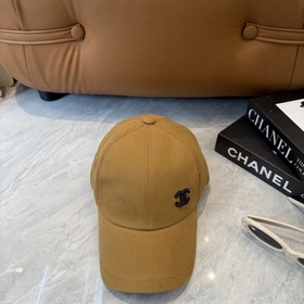 Новая коллекция Chanel： классические м