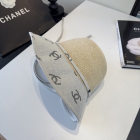 Новая соломенная шляпа от Chanel, обхв