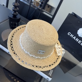 Новая соломенная шляпа Chanel с бантик