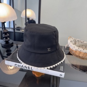 Новая рыбацкая кепка от Chanel для защ