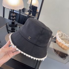 Новая рыбацкая кепка от Chanel для защ