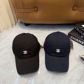 [CHANEL] Новая бейсболка с лаконичной 