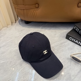 [CHANEL] Новая бейсболка с лаконичной 