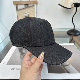 [CHANEL] Новая элегантная бейсболка в